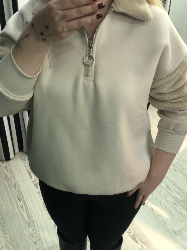 PELU DETAYLI YARIM FERMUARLI SWEAT